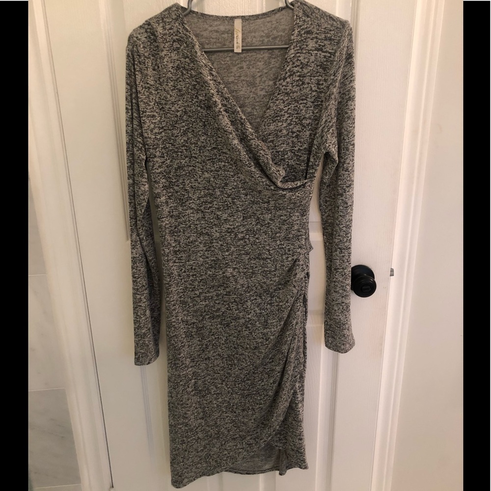 LOVE IN Knit Side Ruched Long Dress